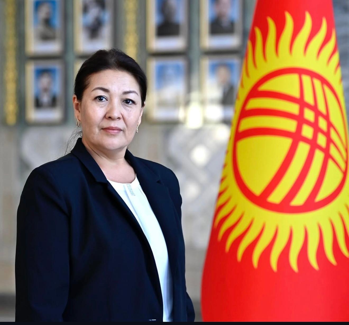 Егер менің анальды каналым ісінген болса, не істеуім керек? Жалаңаш Аликс Вэнс суреттері