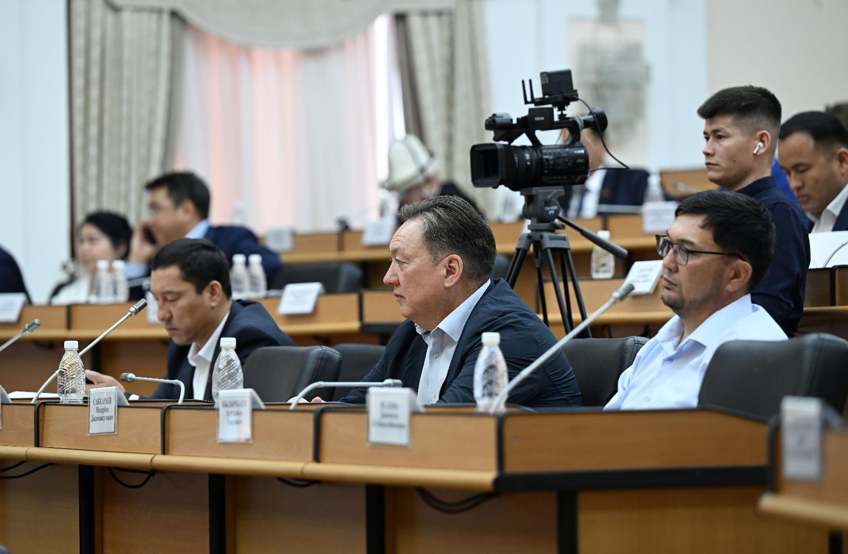 Өте, өте жастардың порносы